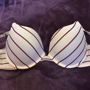 34C Jessica Simpson Bra